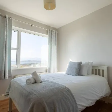 Nyaraló By The Sea - Sea Views
