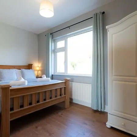 By The Sea - Sea Views *